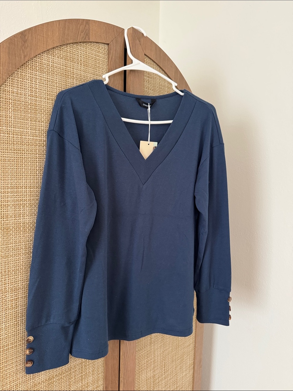 Dokotoo Navy Blue V Neck Long Sleeve Top Button Cuff Pullover Size S